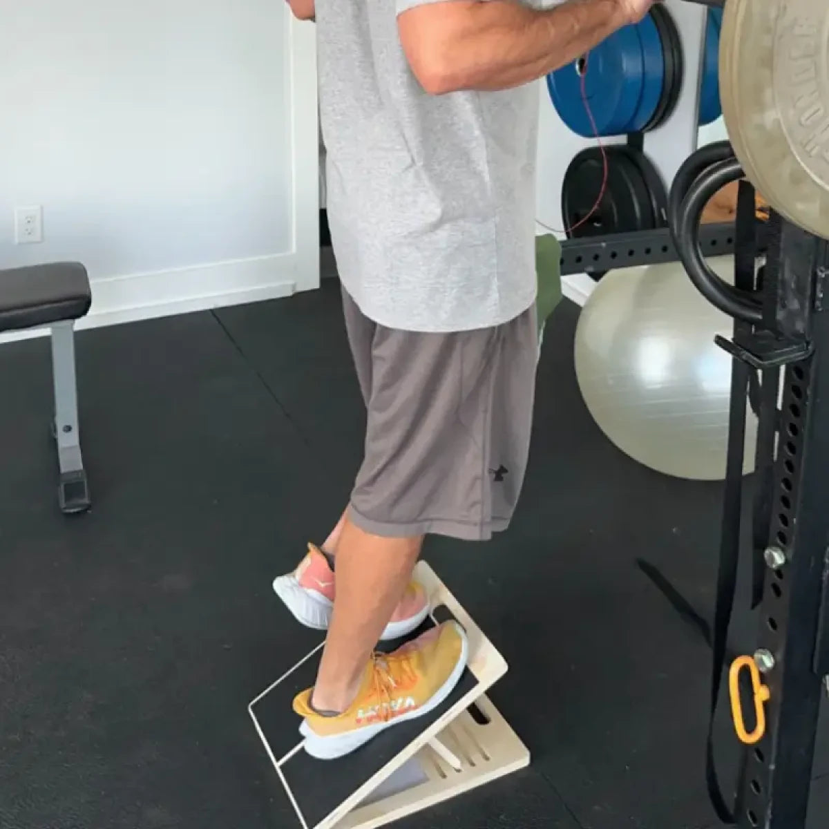 Daily ankle mobility practice helps reduce lower body joint stress